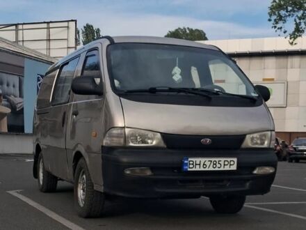 Киа Преджио 2001 в Одессе на Automoto.ua Серый Киа Преджио, объемом двигателя 2.7 л и пробегом 111 тыс. км за 3650 $, фото 1 на Automoto.ua