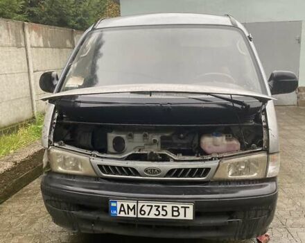 Сірий Кіа Преджіо, об'ємом двигуна 2.48 л та пробігом 200 тис. км за 2000 $, фото 1 на Automoto.ua