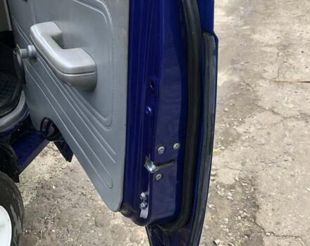 Синий Киа Преджио, объемом двигателя 2.66 л и пробегом 542 тыс. км за 2599 $, фото 13 на Automoto.ua