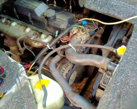 Синий Киа Преджио, объемом двигателя 3 л и пробегом 230 тыс. км за 2800 $, фото 7 на Automoto.ua