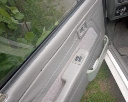 Киа Прайд 2000 в Попольне на Automoto.ua Белый Киа Прайд, объемом двигателя 1.3 л и пробегом 300 тыс. км за 1100 $, фото 3 на Automoto.ua