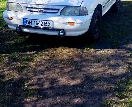Белый Киа Прайд, объемом двигателя 1.3 л и пробегом 0 тыс. км за 1000 $, фото 1 на Automoto.ua