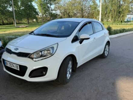 Кіа Прайд 2012 у Пятихатках на Automoto.ua Білий Кіа Прайд, об'ємом двигуна 1.6 л та пробігом 150 тис. км за 7000 $, фото 1 на Automoto.ua