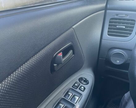 Черный Киа Прайд, объемом двигателя 0 л и пробегом 200 тыс. км за 1900 $, фото 4 на Automoto.ua