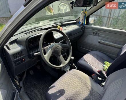 Серый Киа Прайд, объемом двигателя 1.3 л и пробегом 266 тыс. км за 600 $, фото 3 на Automoto.ua