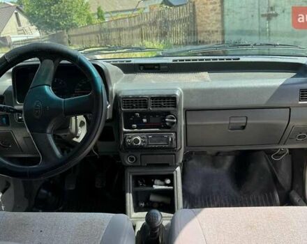 Сірий Кіа Прайд, об'ємом двигуна 1.3 л та пробігом 300 тис. км за 1500 $, фото 1 на Automoto.ua