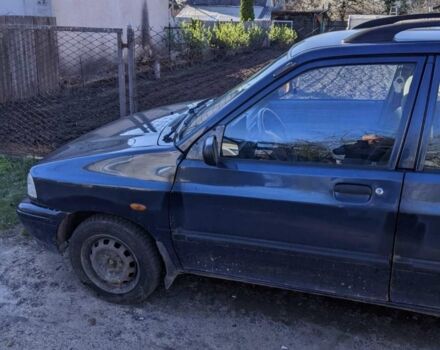Синій Кіа Прайд, об'ємом двигуна 1.3 л та пробігом 276 тис. км за 1300 $, фото 1 на Automoto.ua