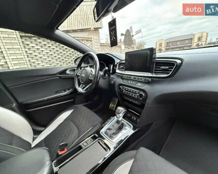 Белый Киа Про Сид, объемом двигателя 1.6 л и пробегом 203 тыс. км за 16700 $, фото 19 на Automoto.ua