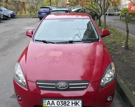 Красный Киа Про Сид, объемом двигателя 2 л и пробегом 221 тыс. км за 7400 $, фото 10 на Automoto.ua