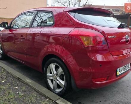 Красный Киа Про Сид, объемом двигателя 2 л и пробегом 221 тыс. км за 7400 $, фото 6 на Automoto.ua