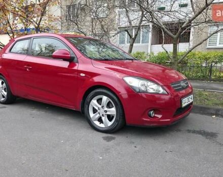 Красный Киа Про Сид, объемом двигателя 2 л и пробегом 221 тыс. км за 7400 $, фото 2 на Automoto.ua