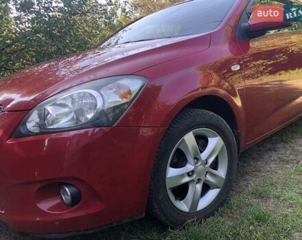 Красный Киа Про Сид, объемом двигателя 0 л и пробегом 133 тыс. км за 6500 $, фото 6 на Automoto.ua