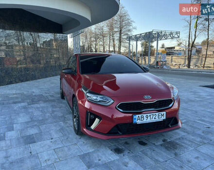 Червоний Кіа Про Сід, об'ємом двигуна 1.35 л та пробігом 125 тис. км за 17999 $, фото 1 на Automoto.ua