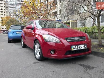 Красный Киа Про Сид, объемом двигателя 2 л и пробегом 221 тыс. км за 7400 $, фото 1 на Automoto.ua