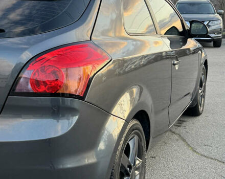 Сірий Кіа Про Сід, об'ємом двигуна 1.6 л та пробігом 210 тис. км за 5800 $, фото 9 на Automoto.ua