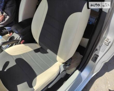Сірий Кіа Про Сід, об'ємом двигуна 0 л та пробігом 175 тис. км за 8800 $, фото 3 на Automoto.ua