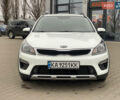Білий Кіа Rio X-Line, об'ємом двигуна 1.6 л та пробігом 82 тис. км за 16999 $, фото 2 на Automoto.ua