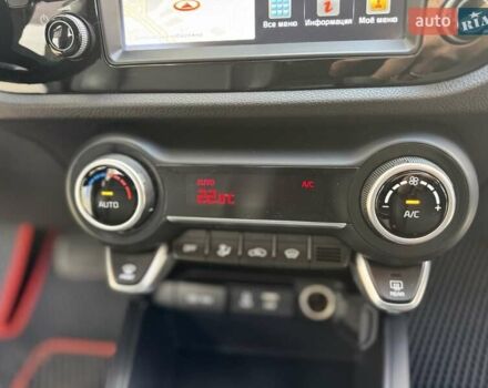 Белый Киа Rio X-Line, объемом двигателя 1.59 л и пробегом 35 тыс. км за 16500 $, фото 44 на Automoto.ua