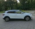 Белый Киа Rio X-Line, объемом двигателя 1.6 л и пробегом 73 тыс. км за 15500 $, фото 5 на Automoto.ua