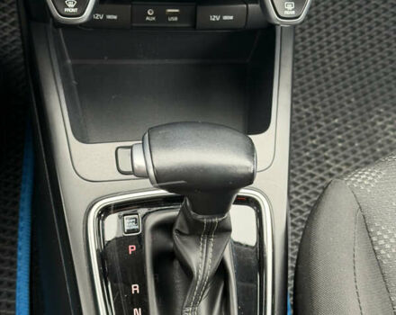 Белый Киа Rio X-Line, объемом двигателя 1.6 л и пробегом 82 тыс. км за 15999 $, фото 17 на Automoto.ua