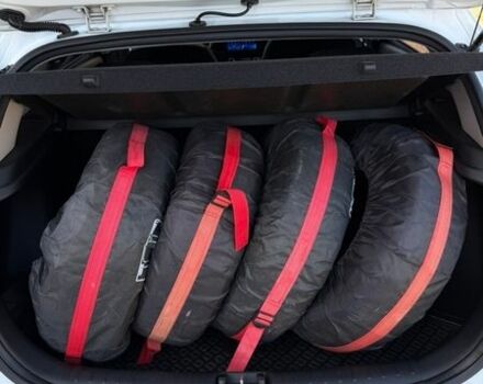 Белый Киа Rio X-Line, объемом двигателя 1.6 л и пробегом 46 тыс. км за 16400 $, фото 26 на Automoto.ua