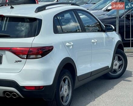 Белый Киа Rio X-Line, объемом двигателя 1.6 л и пробегом 99 тыс. км за 12600 $, фото 21 на Automoto.ua