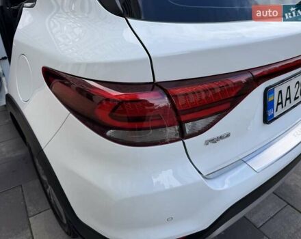 Белый Киа Rio X-Line, объемом двигателя 1.59 л и пробегом 35 тыс. км за 16500 $, фото 16 на Automoto.ua