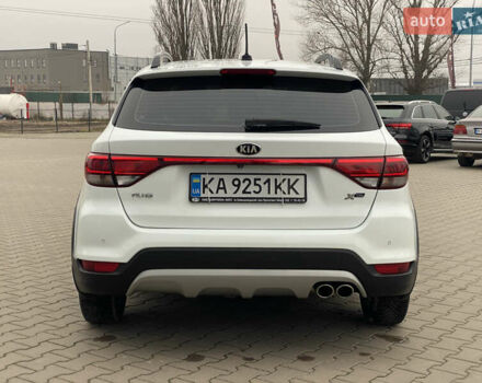 Білий Кіа Rio X-Line, об'ємом двигуна 1.6 л та пробігом 82 тис. км за 16999 $, фото 7 на Automoto.ua