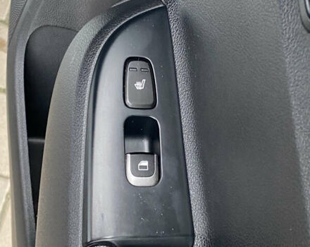 Білий Кіа Rio X-Line, об'ємом двигуна 1.6 л та пробігом 82 тис. км за 16999 $, фото 31 на Automoto.ua