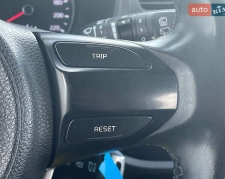 Белый Киа Rio X-Line, объемом двигателя 1.6 л и пробегом 99 тыс. км за 12600 $, фото 27 на Automoto.ua