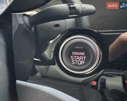 Белый Киа Rio X-Line, объемом двигателя 1.59 л и пробегом 35 тыс. км за 16500 $, фото 48 на Automoto.ua