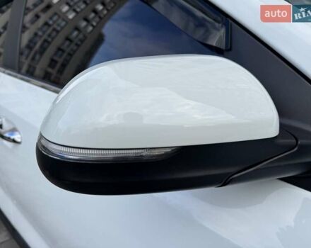 Белый Киа Rio X-Line, объемом двигателя 1.59 л и пробегом 35 тыс. км за 16500 $, фото 24 на Automoto.ua