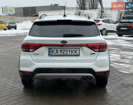 Белый Киа Rio X-Line, объемом двигателя 1.6 л и пробегом 82 тыс. км за 15999 $, фото 7 на Automoto.ua