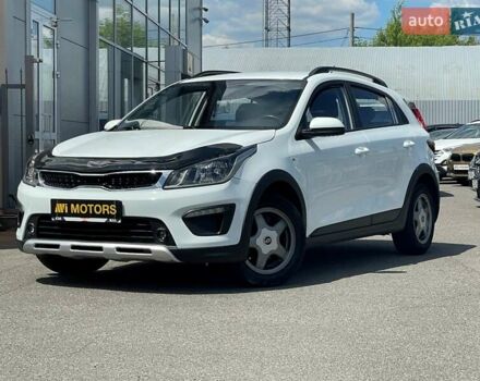 Белый Киа Rio X-Line, объемом двигателя 1.6 л и пробегом 99 тыс. км за 12600 $, фото 1 на Automoto.ua