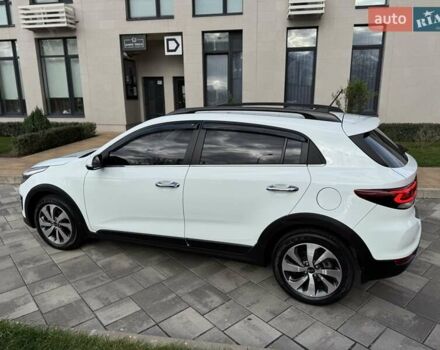Білий Кіа Rio X-Line, об'ємом двигуна 1.59 л та пробігом 35 тис. км за 16500 $, фото 6 на Automoto.ua