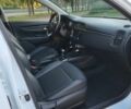 Білий Кіа Rio X-Line, об'ємом двигуна 1.6 л та пробігом 73 тис. км за 15500 $, фото 7 на Automoto.ua