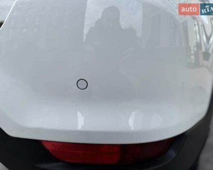 Білий Кіа Rio X-Line, об'ємом двигуна 1.59 л та пробігом 35 тис. км за 16500 $, фото 11 на Automoto.ua