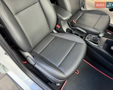 Белый Киа Rio X-Line, объемом двигателя 1.59 л и пробегом 35 тыс. км за 16500 $, фото 11 на Automoto.ua