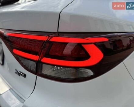 Белый Киа Rio X-Line, объемом двигателя 1.59 л и пробегом 35 тыс. км за 16500 $, фото 4 на Automoto.ua