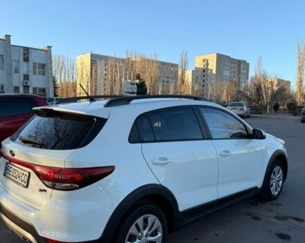 Білий Кіа Rio X-Line, об'ємом двигуна 1.6 л та пробігом 46 тис. км за 15600 $, фото 4 на Automoto.ua