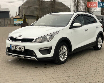 Білий Кіа Rio X-Line, об'ємом двигуна 1.6 л та пробігом 82 тис. км за 16999 $, фото 3 на Automoto.ua