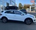 Білий Кіа Rio X-Line, об'ємом двигуна 1.6 л та пробігом 68 тис. км за 18500 $, фото 3 на Automoto.ua