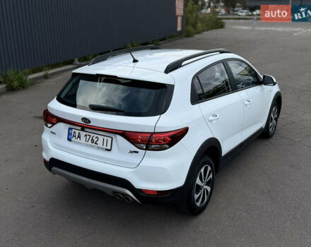 Білий Кіа Rio X-Line, об'ємом двигуна 1.59 л та пробігом 94 тис. км за 15000 $, фото 11 на Automoto.ua