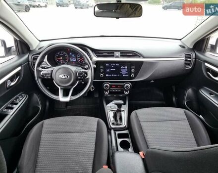 Білий Кіа Rio X-Line, об'ємом двигуна 1.59 л та пробігом 87 тис. км за 17500 $, фото 38 на Automoto.ua