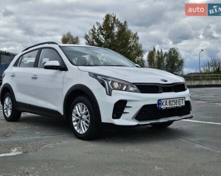 Білий Кіа Rio X-Line, об'ємом двигуна 1.59 л та пробігом 87 тис. км за 17500 $, фото 3 на Automoto.ua
