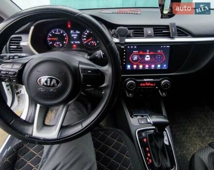 Білий Кіа Rio X-Line, об'ємом двигуна 1.59 л та пробігом 26 тис. км за 17500 $, фото 10 на Automoto.ua
