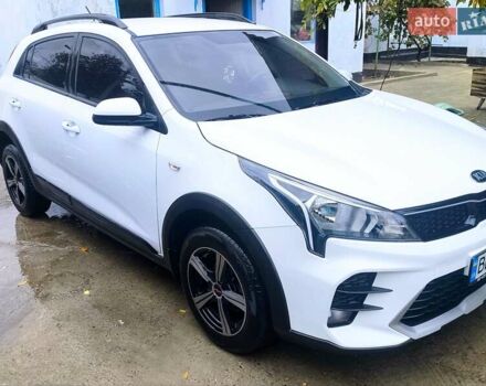 Білий Кіа Rio X-Line, об'ємом двигуна 1.59 л та пробігом 26 тис. км за 17500 $, фото 2 на Automoto.ua