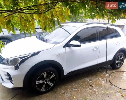Білий Кіа Rio X-Line, об'ємом двигуна 1.59 л та пробігом 26 тис. км за 17500 $, фото 1 на Automoto.ua
