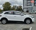 Білий Кіа Rio X-Line, об'ємом двигуна 1.59 л та пробігом 87 тис. км за 17500 $, фото 9 на Automoto.ua