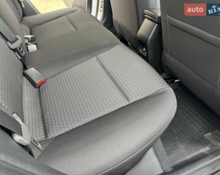 Белый Киа Rio X-Line, объемом двигателя 1.6 л и пробегом 6 тыс. км за 19900 $, фото 42 на Automoto.ua